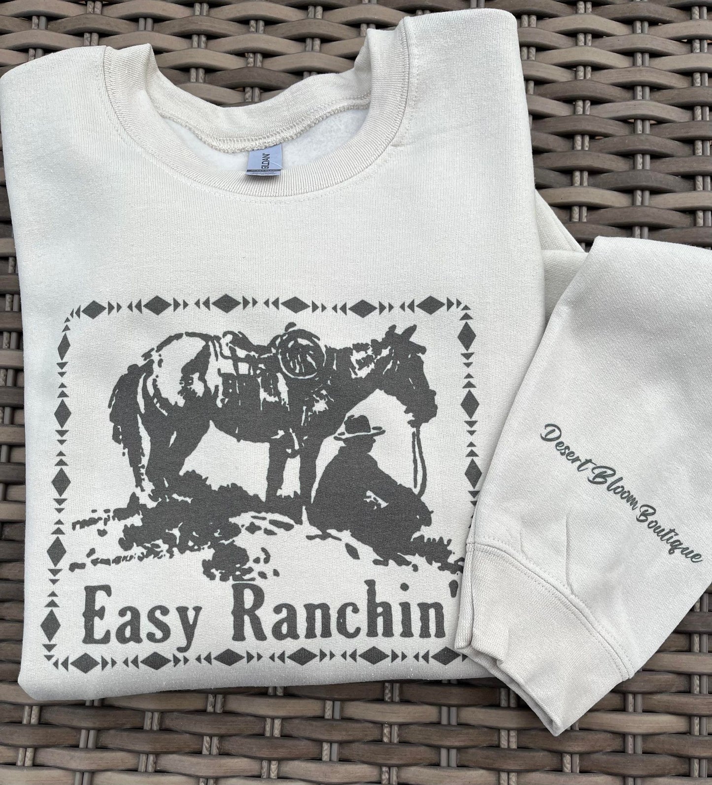 Easy Ranchin' Pullover