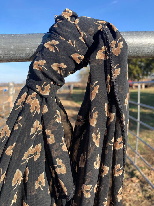 Black & Tan Leaf Wild Rag 3 Horse Ranch Wild Rags