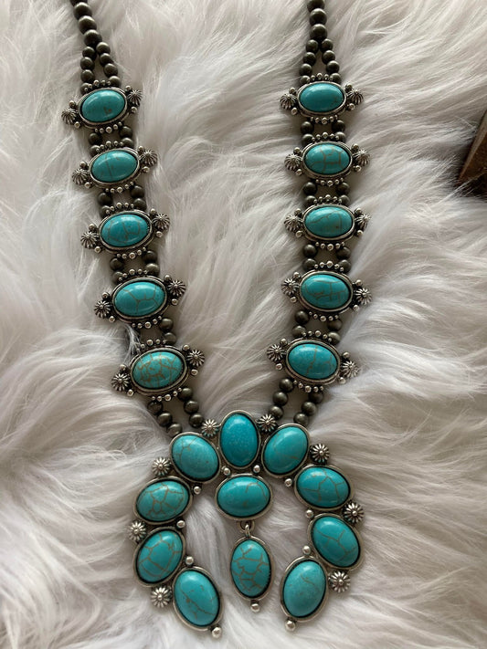 Turquoise Beaded Silverton Naja Necklace & Earring Set